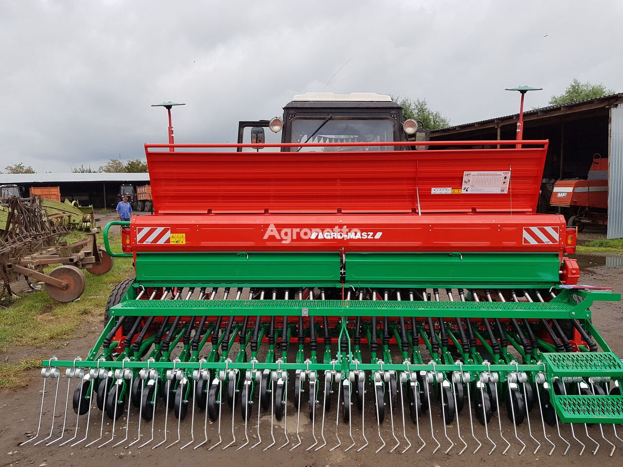 новая сеялка сплошного высева механическая Agro-Masz Сівалка зернова механічна нова SR400 II Amazone