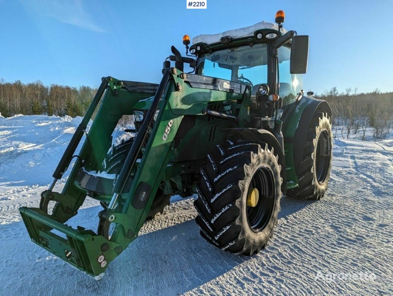 трактор колесный John Deere 6130R