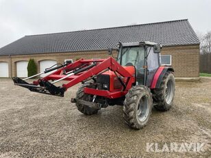 трактор колесный Massey Ferguson 4255