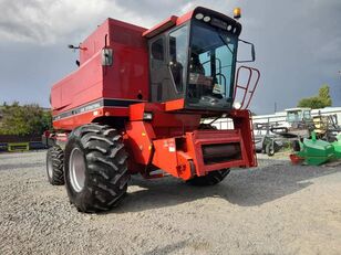 зерноуборочный комбайн Case IH 1680